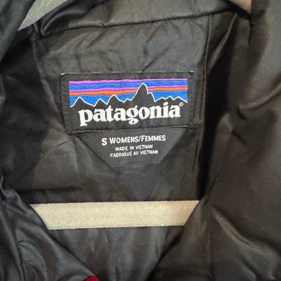 Patagonia Women’s Insulated Vest | Size Small | See Flaws - Picture 4 of 8